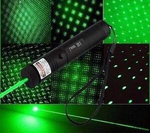 Лазерная указка зелёный лазер Laser 303 green с насадкой